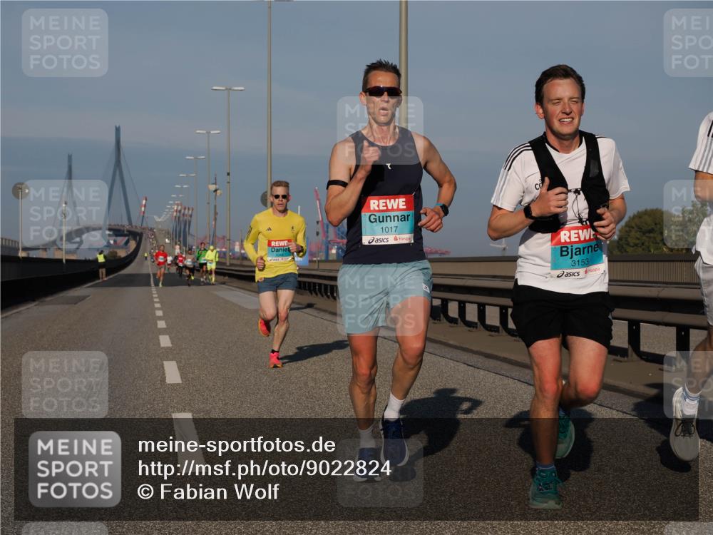 03.10.2025 - Köhlbrandbrückenlauf Fabian Wolf http://msf.ph/oto/9022824 03.10.2025 09:38:55 Position 3 1017, 3153 meine-sportfotos.de