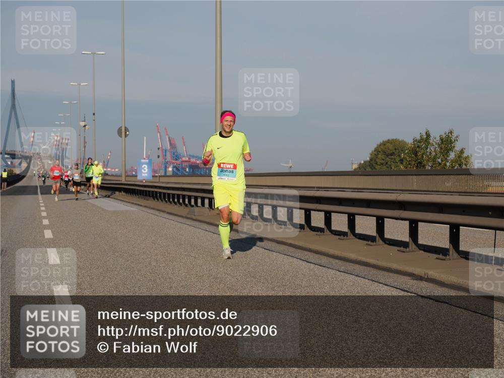 03.10.2025 - Köhlbrandbrückenlauf Fabian Wolf http://msf.ph/oto/9022906 03.10.2025 09:39:00 Position 3 3082 meine-sportfotos.de