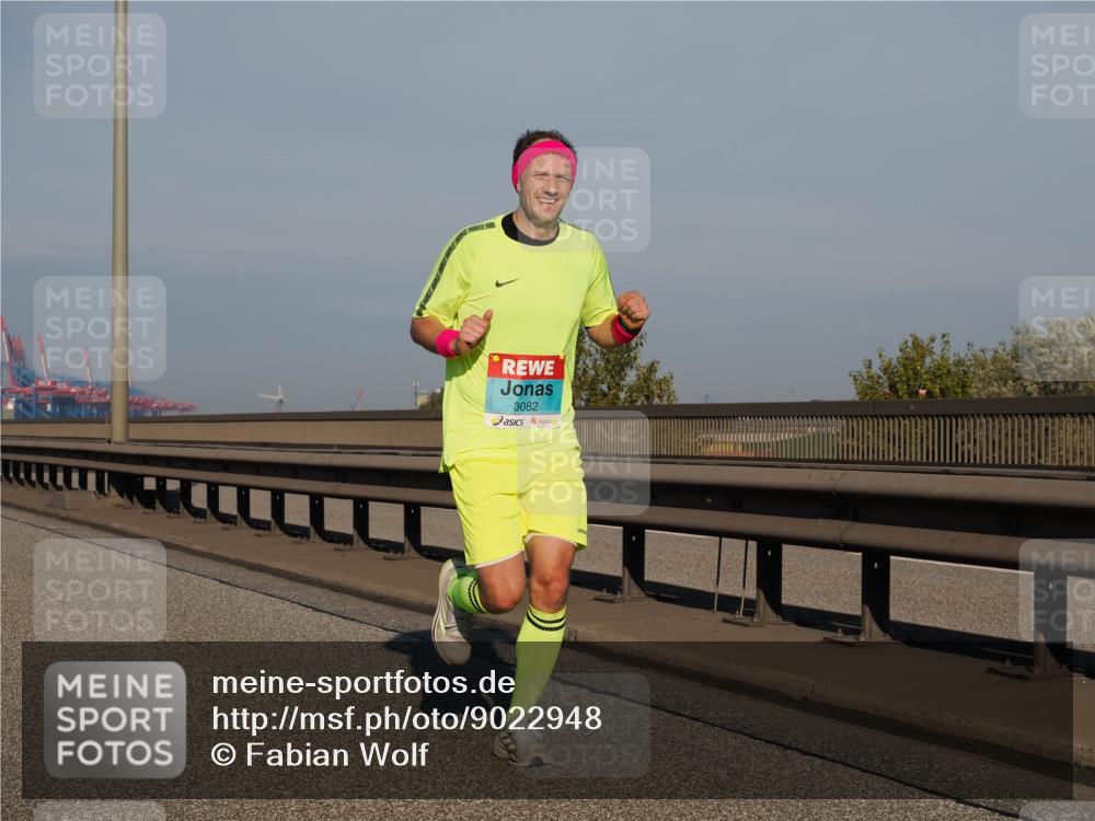 03.10.2025 - Köhlbrandbrückenlauf Fabian Wolf http://msf.ph/oto/9022948 03.10.2025 09:39:01 Position 3 3082 meine-sportfotos.de