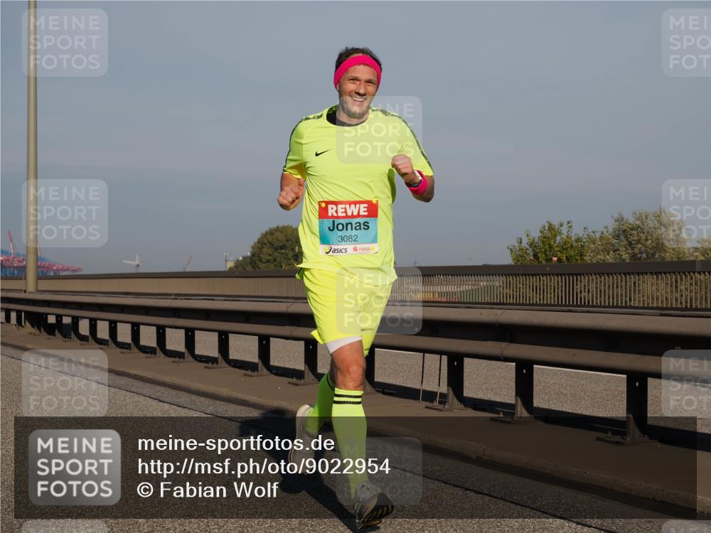 03.10.2025 - Köhlbrandbrückenlauf Fabian Wolf http://msf.ph/oto/9022954 03.10.2025 09:39:02 Position 3 3082 meine-sportfotos.de