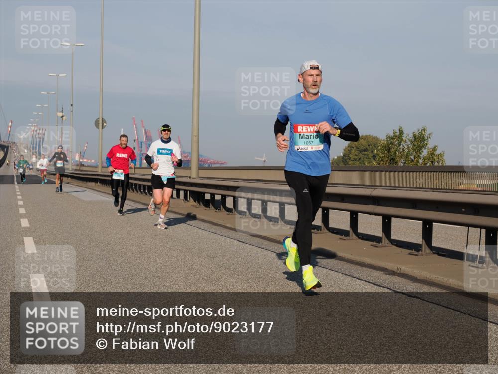 03.10.2025 - Köhlbrandbrückenlauf Fabian Wolf http://msf.ph/oto/9023177 03.10.2025 09:39:17 Position 3 1057, 00000000 meine-sportfotos.de