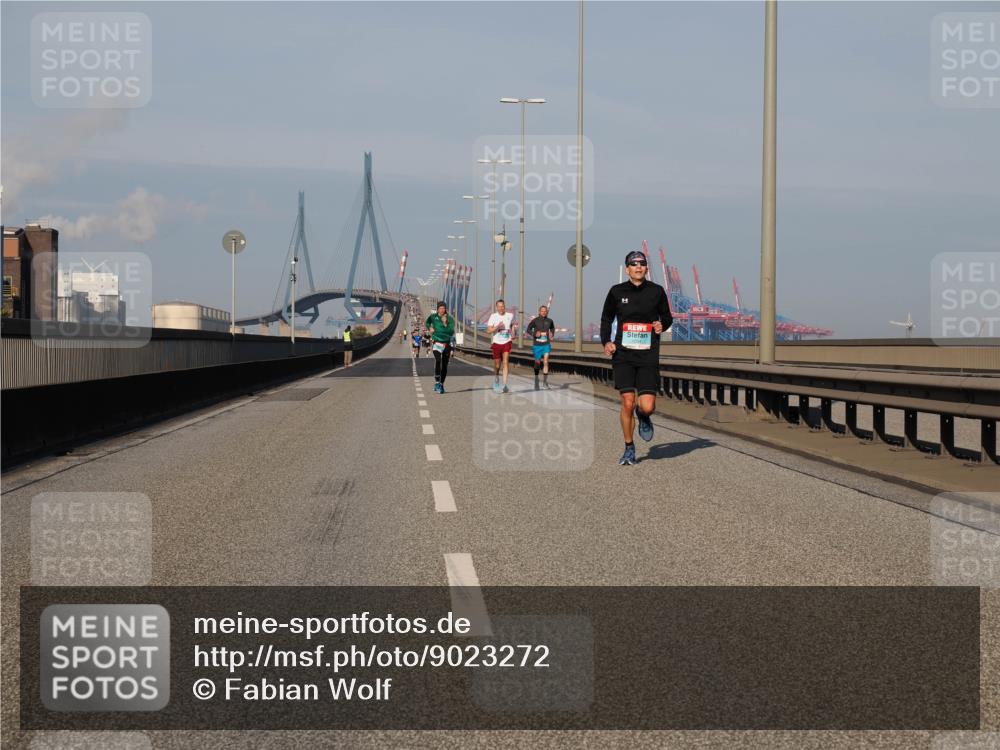 03.10.2025 - Köhlbrandbrückenlauf Fabian Wolf http://msf.ph/oto/9023272 03.10.2025 09:39:23 Position 3  meine-sportfotos.de