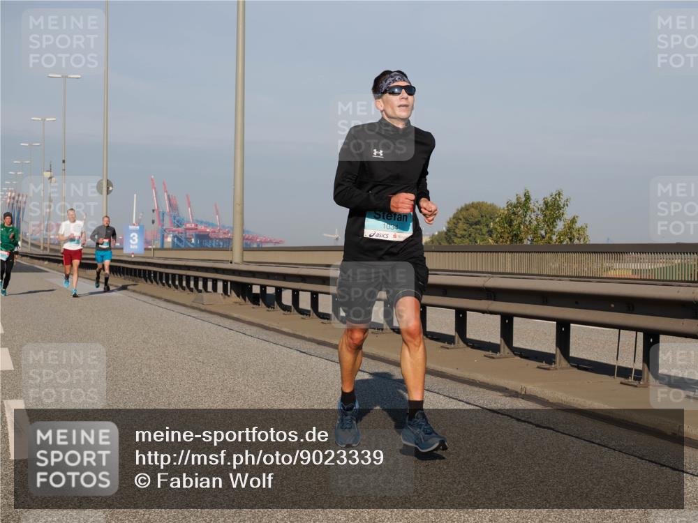 03.10.2025 - Köhlbrandbrückenlauf Fabian Wolf http://msf.ph/oto/9023339 03.10.2025 09:39:26 Position 3 3, 1034 meine-sportfotos.de