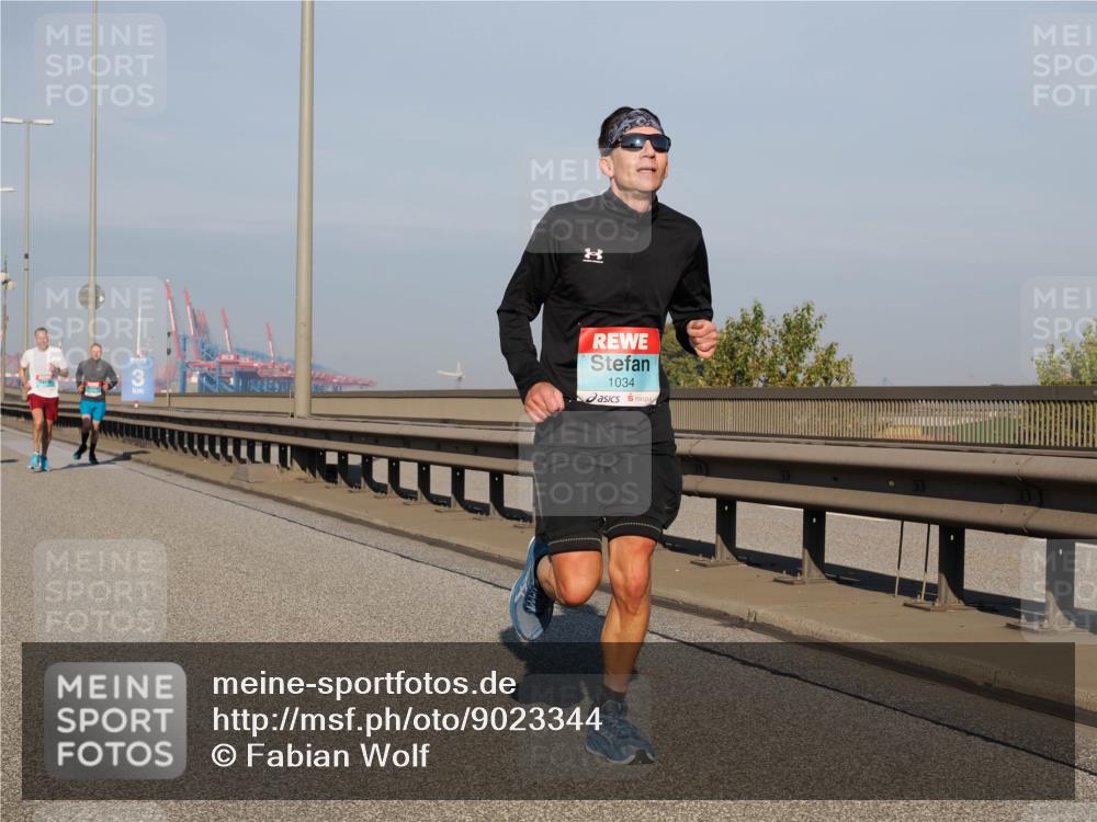 03.10.2025 - Köhlbrandbrückenlauf Fabian Wolf http://msf.ph/oto/9023344 03.10.2025 09:39:26 Position 3 3, 1034 meine-sportfotos.de