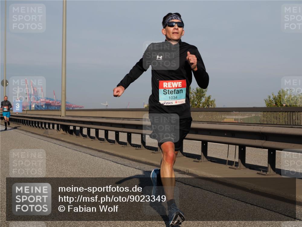 03.10.2025 - Köhlbrandbrückenlauf Fabian Wolf http://msf.ph/oto/9023349 03.10.2025 09:39:26 Position 3 3, 1034 meine-sportfotos.de