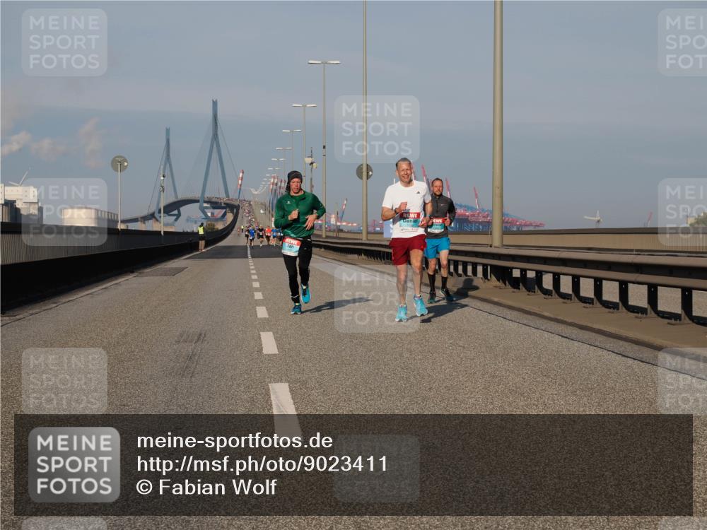03.10.2025 - Köhlbrandbrückenlauf Fabian Wolf http://msf.ph/oto/9023411 03.10.2025 09:39:30 Position 3  meine-sportfotos.de