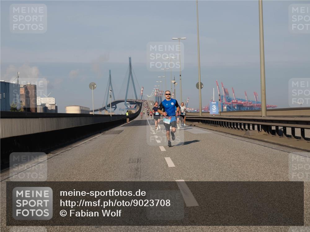 03.10.2025 - Köhlbrandbrückenlauf Fabian Wolf http://msf.ph/oto/9023708 03.10.2025 09:39:55 Position 3  meine-sportfotos.de