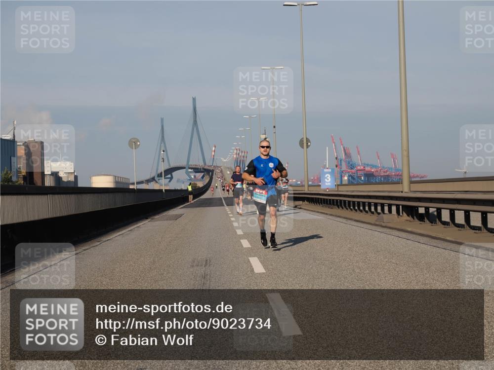 03.10.2025 - Köhlbrandbrückenlauf Fabian Wolf http://msf.ph/oto/9023734 03.10.2025 09:39:56 Position 3  meine-sportfotos.de