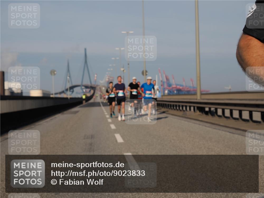 03.10.2025 - Köhlbrandbrückenlauf Fabian Wolf http://msf.ph/oto/9023833 03.10.2025 09:40:00 Position 3  meine-sportfotos.de