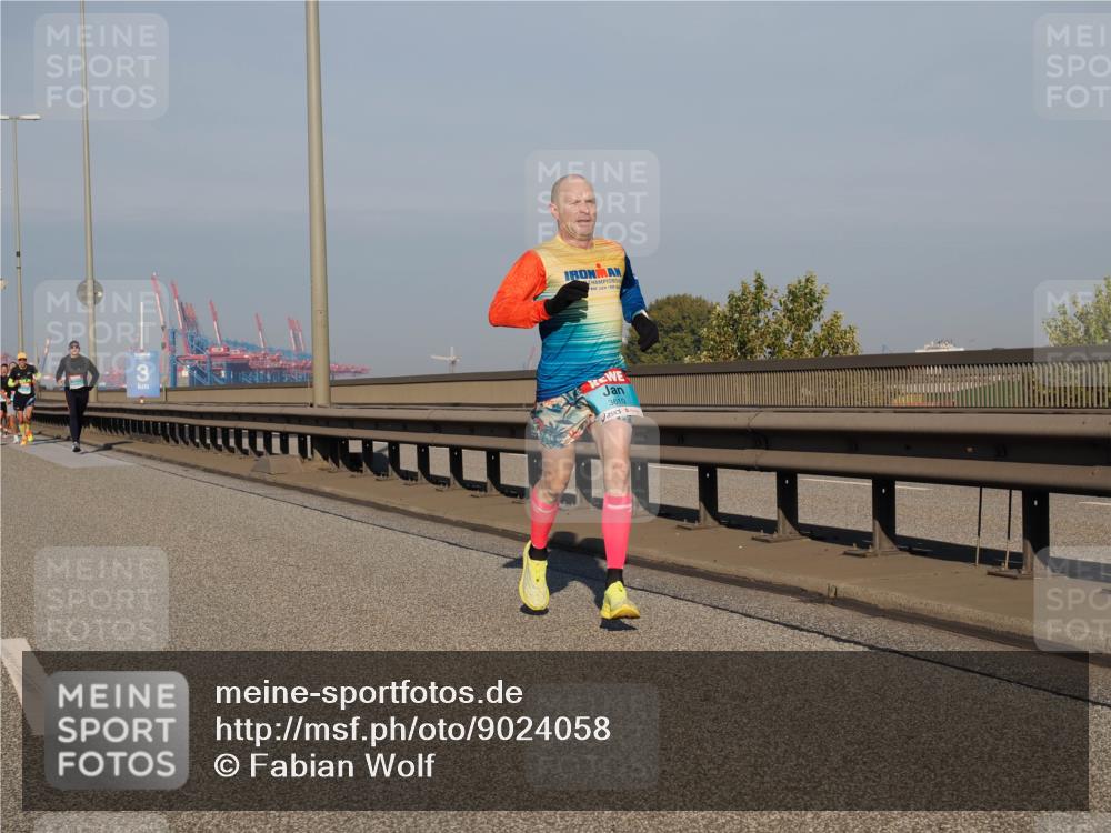 03.10.2025 - Köhlbrandbrückenlauf Fabian Wolf http://msf.ph/oto/9024058 03.10.2025 09:40:09 Position 3 3610 meine-sportfotos.de