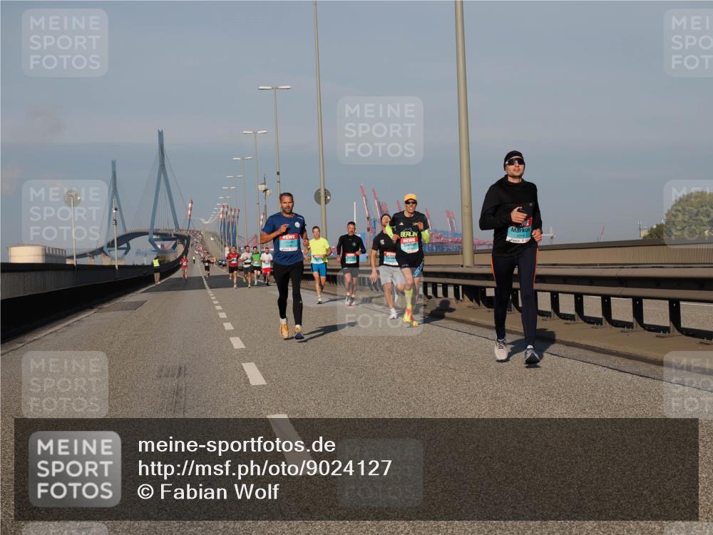 03.10.2025 - Köhlbrandbrückenlauf Fabian Wolf http://msf.ph/oto/9024127 03.10.2025 09:40:16 Position 3 1019 meine-sportfotos.de