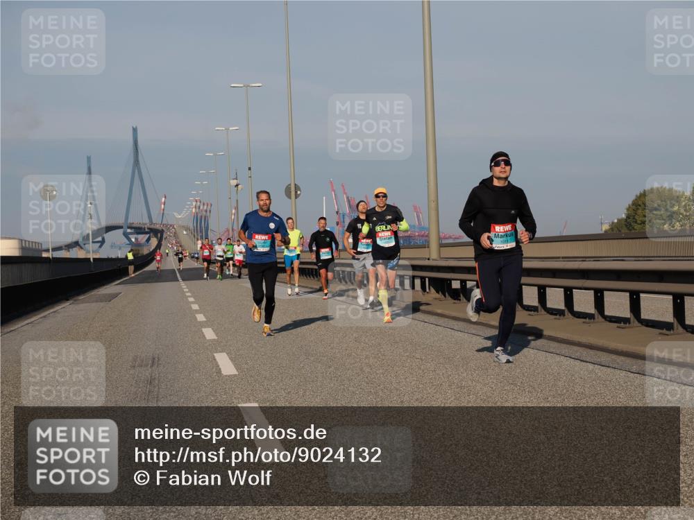 03.10.2025 - Köhlbrandbrückenlauf Fabian Wolf http://msf.ph/oto/9024132 03.10.2025 09:40:16 Position 3 1019 meine-sportfotos.de