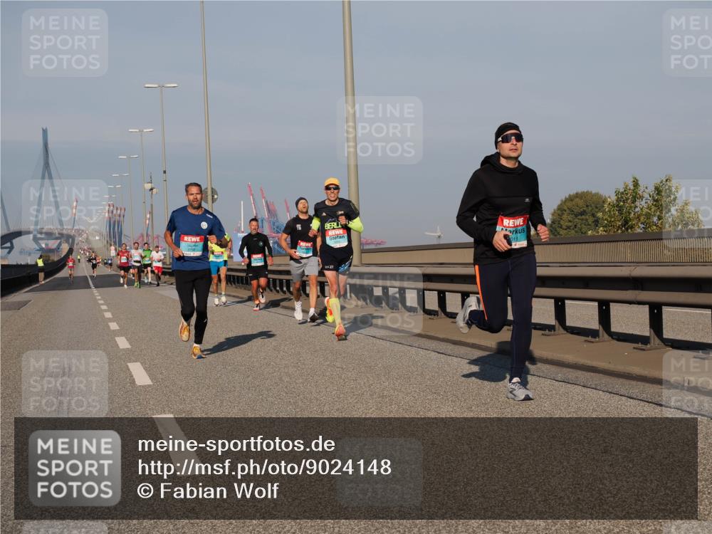 03.10.2025 - Köhlbrandbrückenlauf Fabian Wolf http://msf.ph/oto/9024148 03.10.2025 09:40:17 Position 3 3756, 019 meine-sportfotos.de