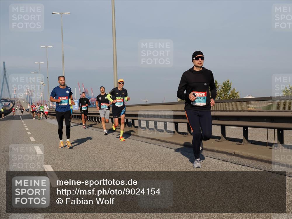 03.10.2025 - Köhlbrandbrückenlauf Fabian Wolf http://msf.ph/oto/9024154 03.10.2025 09:40:17 Position 3 1019 meine-sportfotos.de
