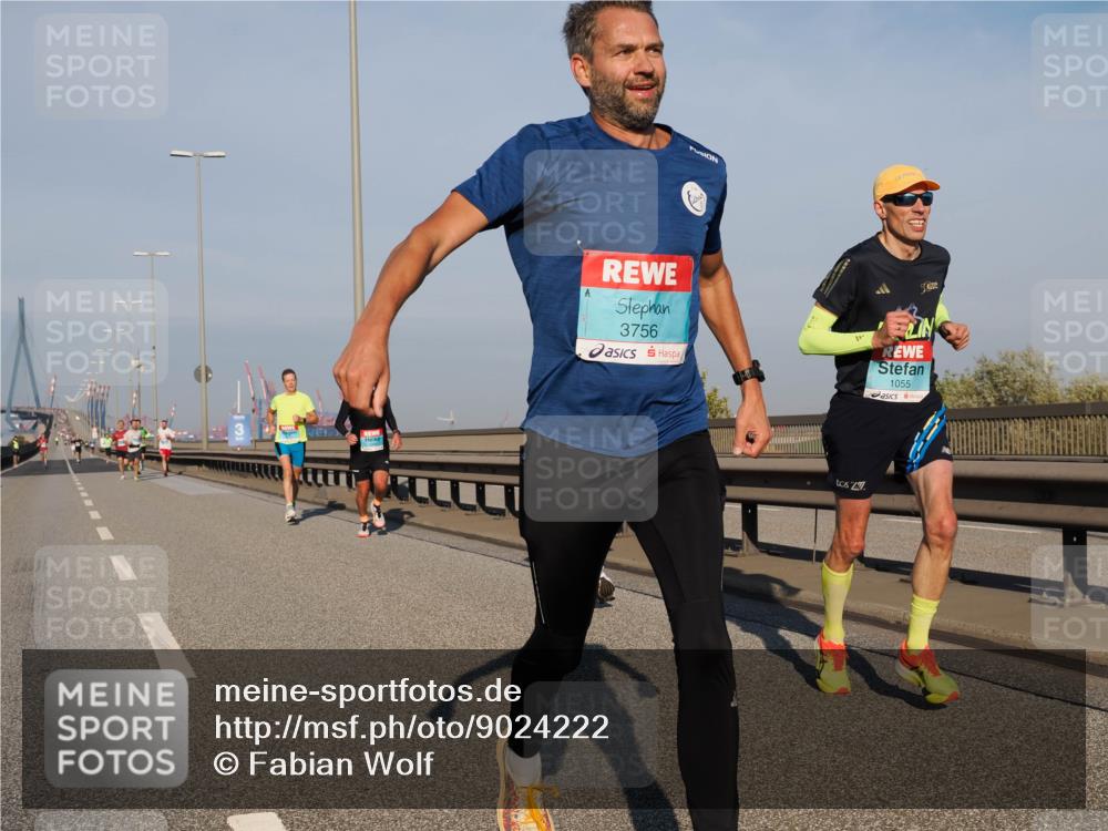 03.10.2025 - Köhlbrandbrückenlauf Fabian Wolf http://msf.ph/oto/9024222 03.10.2025 09:40:20 Position 3 3756, 1, 1055 meine-sportfotos.de
