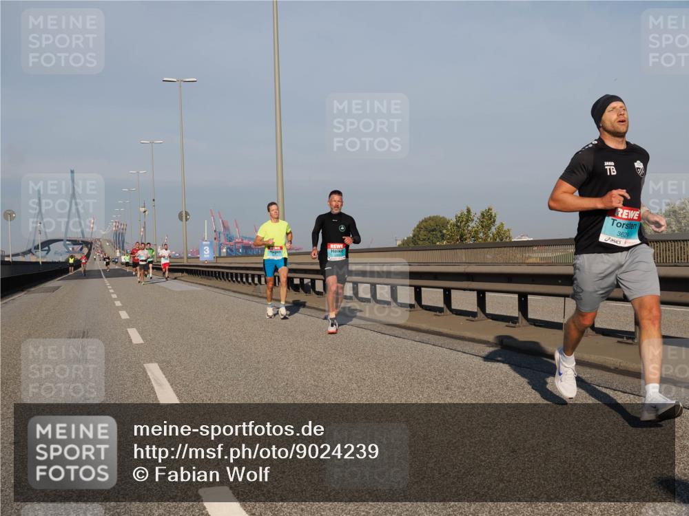 03.10.2025 - Köhlbrandbrückenlauf Fabian Wolf http://msf.ph/oto/9024239 03.10.2025 09:40:21 Position 3 3629 meine-sportfotos.de