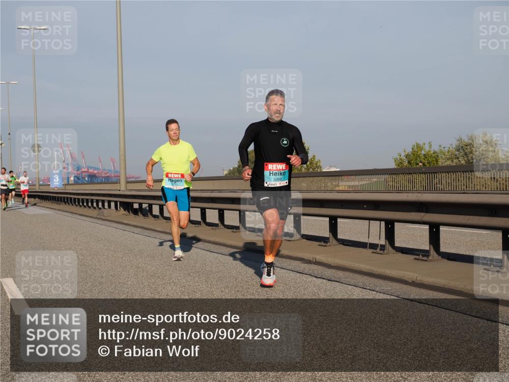 03.10.2025 - Köhlbrandbrückenlauf Fabian Wolf http://msf.ph/oto/9024258 03.10.2025 09:40:22 Position 3 3712, 3269 meine-sportfotos.de