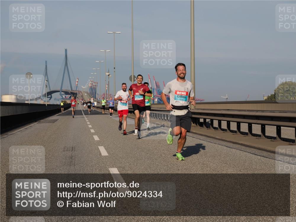 03.10.2025 - Köhlbrandbrückenlauf Fabian Wolf http://msf.ph/oto/9024334 03.10.2025 09:40:29 Position 3 2933 meine-sportfotos.de
