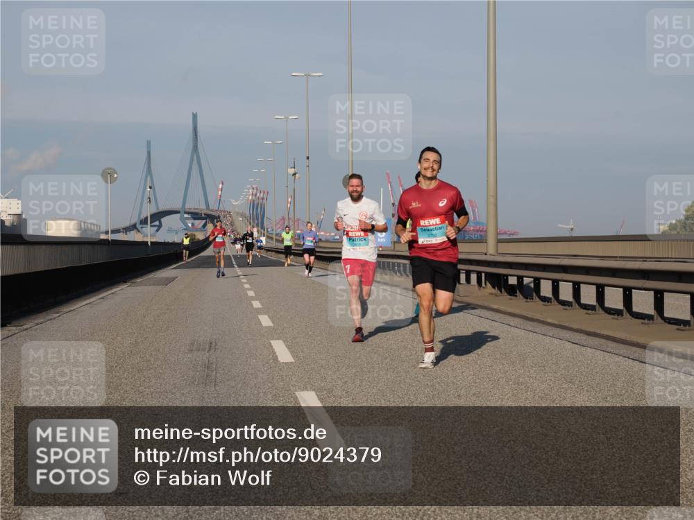 03.10.2025 - Köhlbrandbrückenlauf Fabian Wolf http://msf.ph/oto/9024379 03.10.2025 09:40:30 Position 3 2792 meine-sportfotos.de
