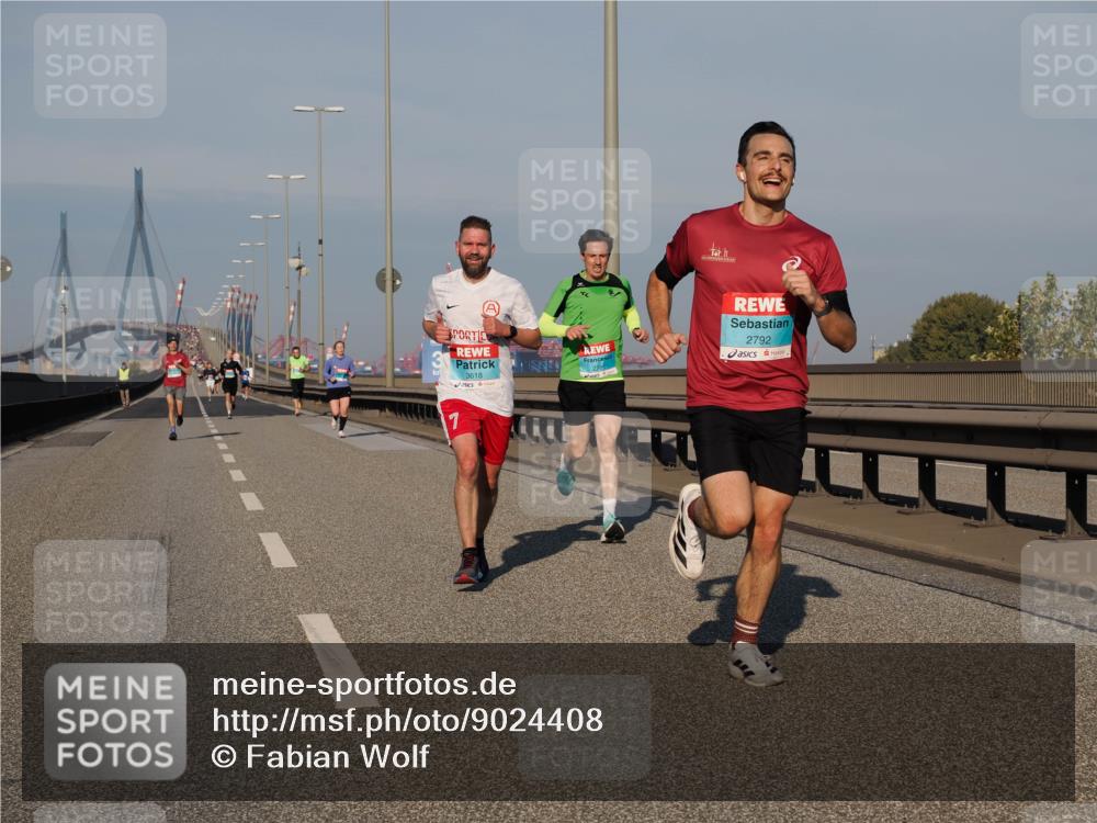 03.10.2025 - Köhlbrandbrückenlauf Fabian Wolf http://msf.ph/oto/9024408 03.10.2025 09:40:31 Position 3 2705, 2792, 3618, 270, 7 meine-sportfotos.de