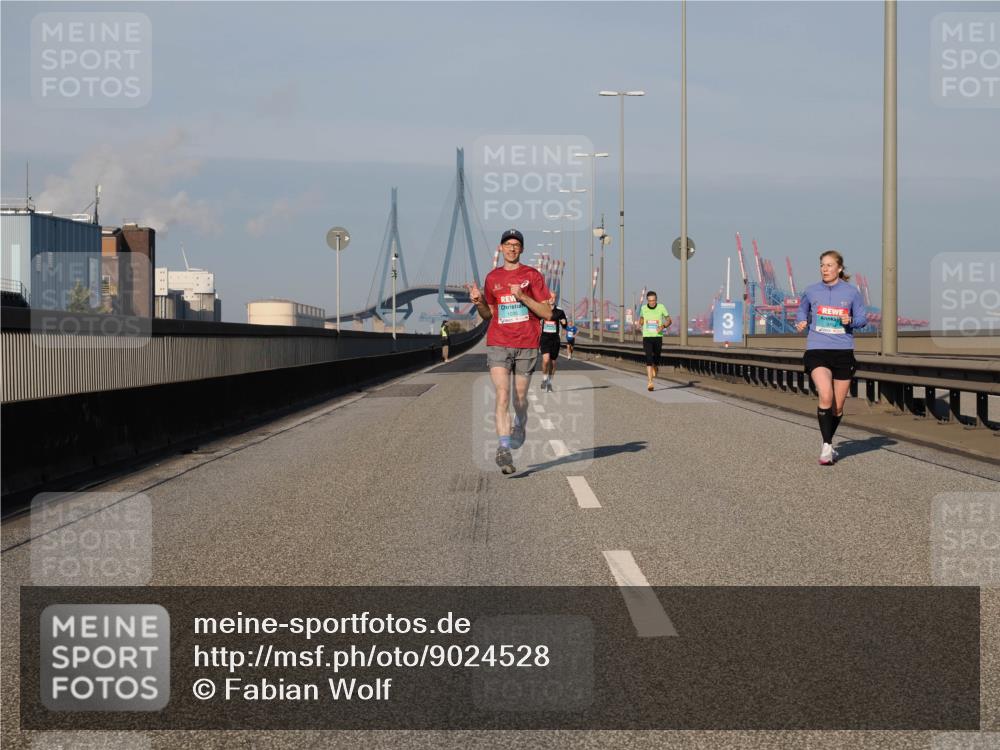 03.10.2025 - Köhlbrandbrückenlauf Fabian Wolf http://msf.ph/oto/9024528 03.10.2025 09:40:38 Position 3 3 meine-sportfotos.de
