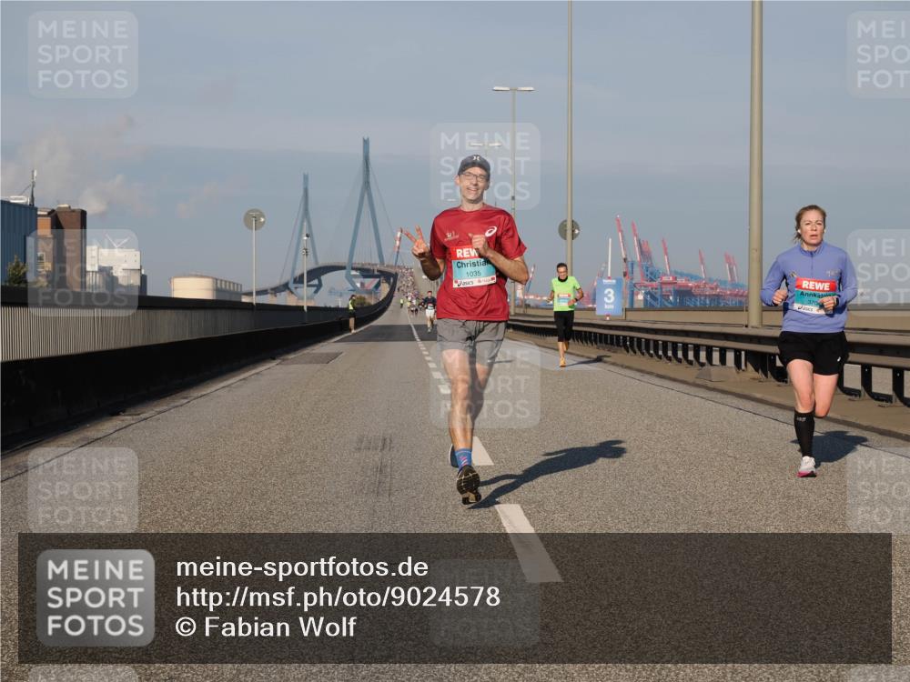 03.10.2025 - Köhlbrandbrückenlauf Fabian Wolf http://msf.ph/oto/9024578 03.10.2025 09:40:39 Position 3 1035 meine-sportfotos.de