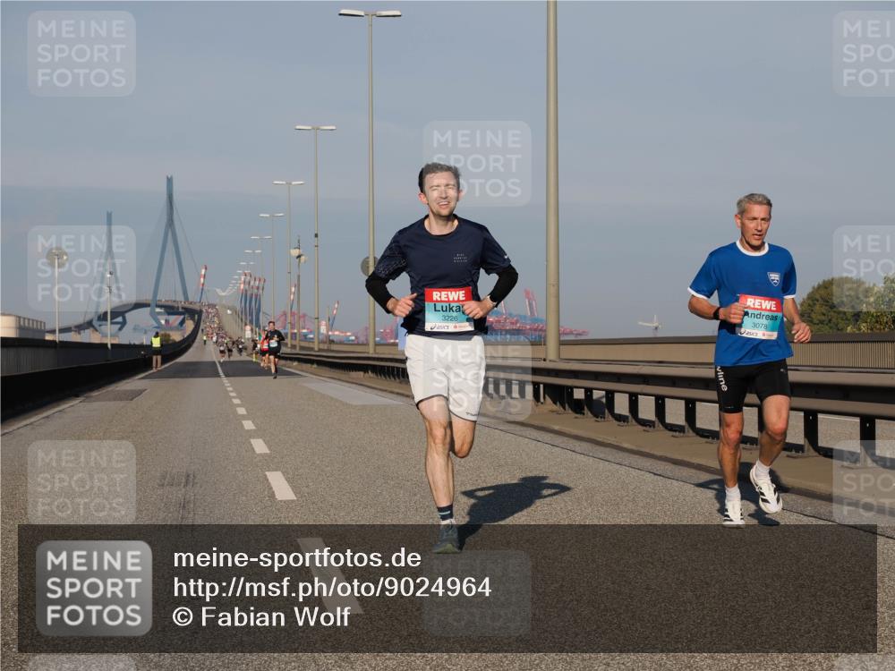 03.10.2025 - Köhlbrandbrückenlauf Fabian Wolf http://msf.ph/oto/9024964 03.10.2025 09:41:01 Position 3 3226, 3078 meine-sportfotos.de