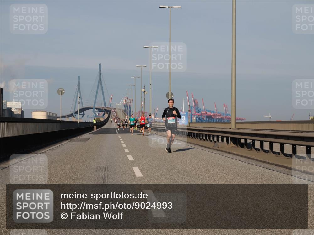 03.10.2025 - Köhlbrandbrückenlauf Fabian Wolf http://msf.ph/oto/9024993 03.10.2025 09:41:12 Position 3  meine-sportfotos.de