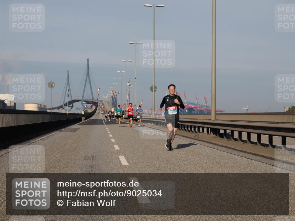03.10.2025 - Köhlbrandbrückenlauf Fabian Wolf http://msf.ph/oto/9025034 03.10.2025 09:41:13 Position 3  meine-sportfotos.de