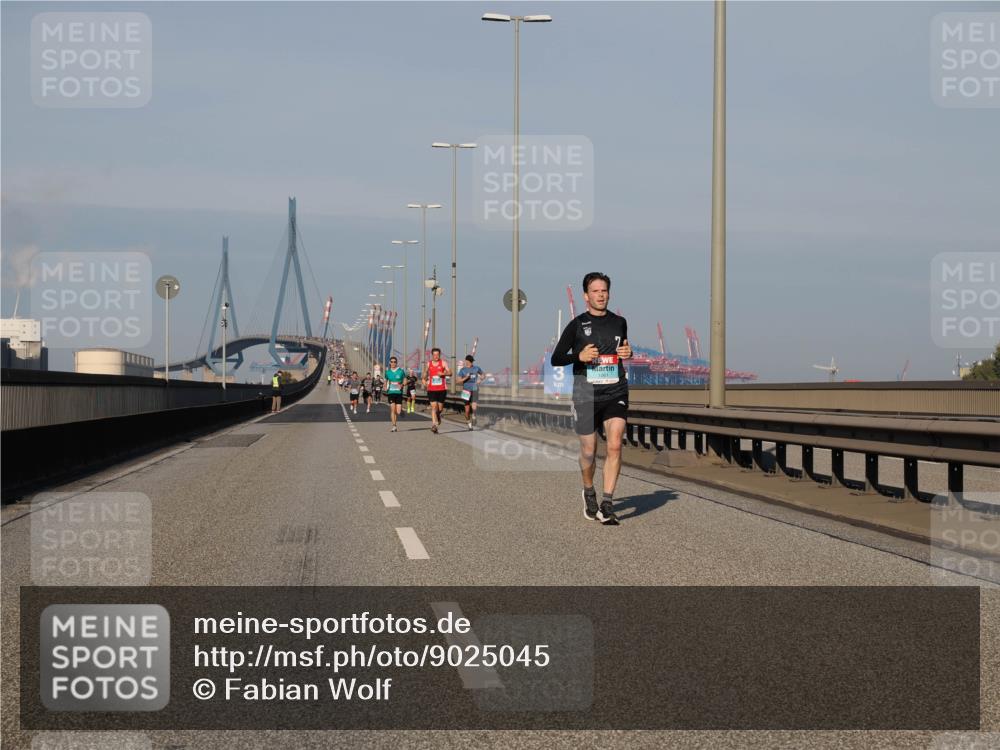 03.10.2025 - Köhlbrandbrückenlauf Fabian Wolf http://msf.ph/oto/9025045 03.10.2025 09:41:14 Position 3 1061 meine-sportfotos.de