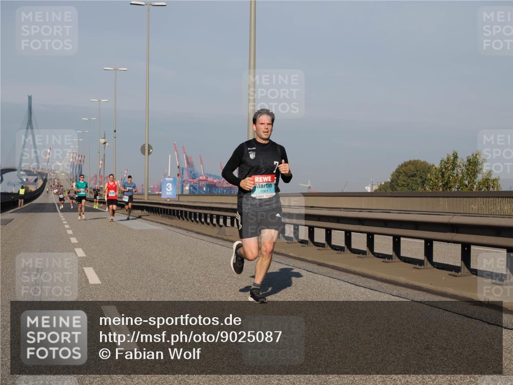 03.10.2025 - Köhlbrandbrückenlauf Fabian Wolf http://msf.ph/oto/9025087 03.10.2025 09:41:15 Position 3 1061 meine-sportfotos.de