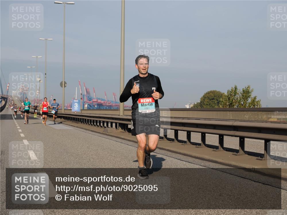 03.10.2025 - Köhlbrandbrückenlauf Fabian Wolf http://msf.ph/oto/9025095 03.10.2025 09:41:16 Position 3 1061 meine-sportfotos.de