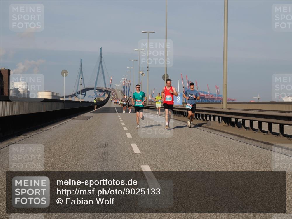 03.10.2025 - Köhlbrandbrückenlauf Fabian Wolf http://msf.ph/oto/9025133 03.10.2025 09:41:21 Position 3  meine-sportfotos.de