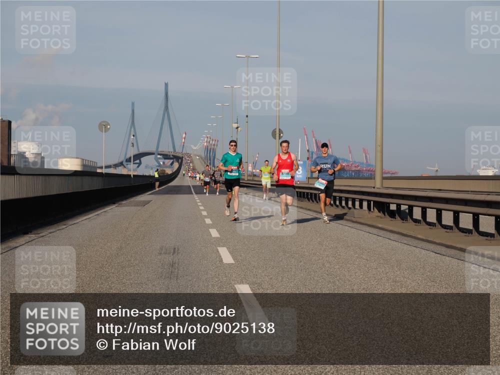 03.10.2025 - Köhlbrandbrückenlauf Fabian Wolf http://msf.ph/oto/9025138 03.10.2025 09:41:21 Position 3  meine-sportfotos.de