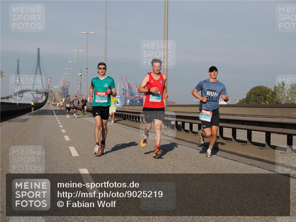 03.10.2025 - Köhlbrandbrückenlauf Fabian Wolf http://msf.ph/oto/9025219 03.10.2025 09:41:24 Position 3 1268, 3152, 2831 meine-sportfotos.de