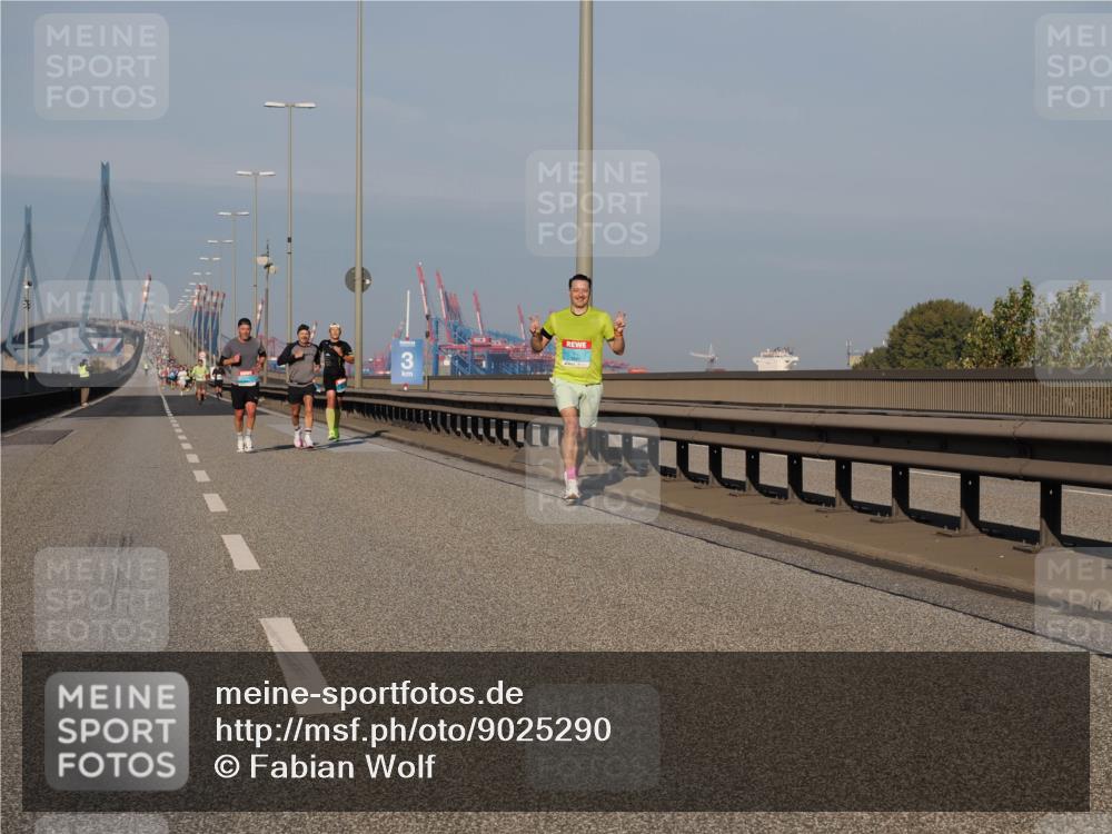 03.10.2025 - Köhlbrandbrückenlauf Fabian Wolf http://msf.ph/oto/9025290 03.10.2025 09:41:29 Position 3  meine-sportfotos.de