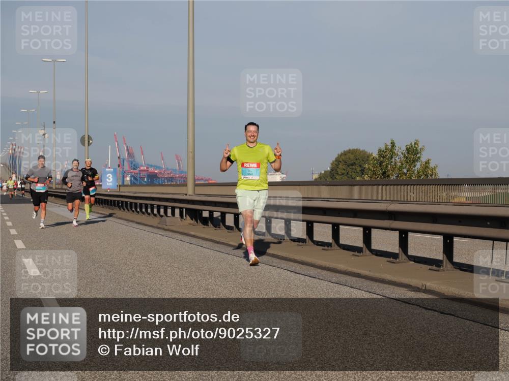 03.10.2025 - Köhlbrandbrückenlauf Fabian Wolf http://msf.ph/oto/9025327 03.10.2025 09:41:31 Position 3 3841 meine-sportfotos.de
