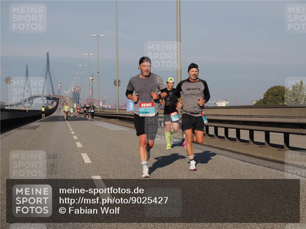 03.10.2025 - Köhlbrandbrückenlauf Fabian Wolf http://msf.ph/oto/9025427 03.10.2025 09:41:35 Position 3 3, 3785 meine-sportfotos.de