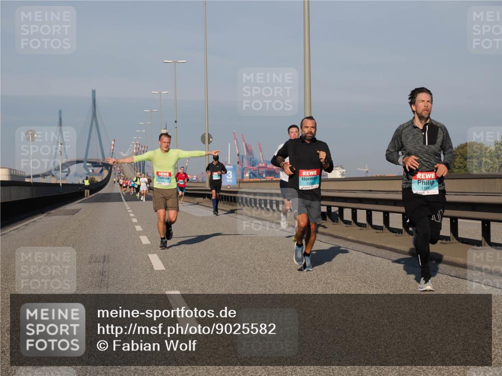 03.10.2025 - Köhlbrandbrückenlauf Fabian Wolf http://msf.ph/oto/9025582 03.10.2025 09:41:51 Position 3 3193, 1184 meine-sportfotos.de