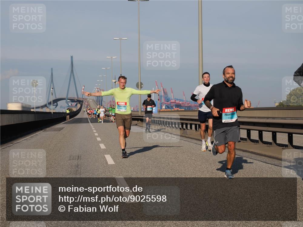03.10.2025 - Köhlbrandbrückenlauf Fabian Wolf http://msf.ph/oto/9025598 03.10.2025 09:41:51 Position 3 1462, 3198 meine-sportfotos.de