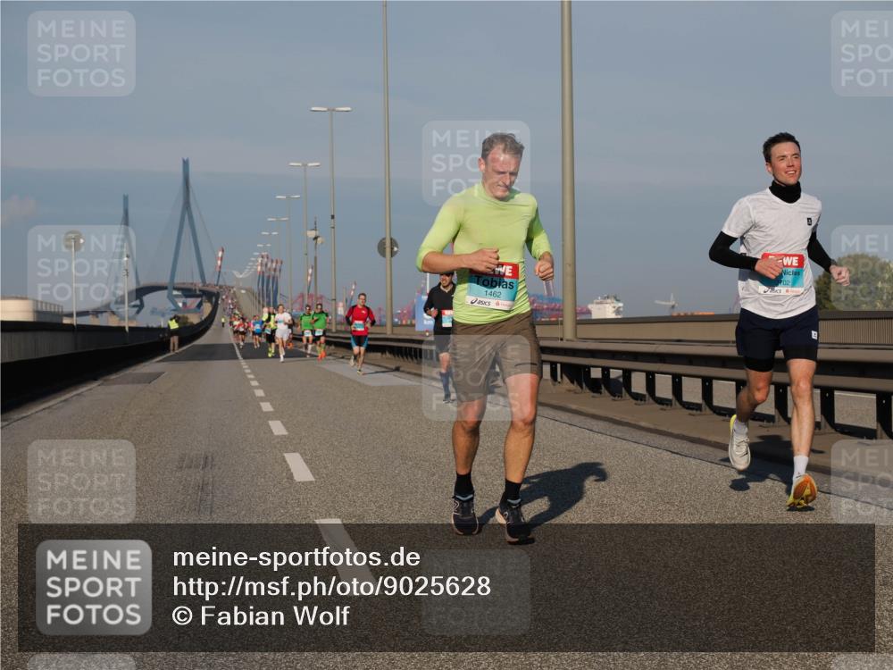 03.10.2025 - Köhlbrandbrückenlauf Fabian Wolf http://msf.ph/oto/9025628 03.10.2025 09:41:53 Position 3 1462, 702 meine-sportfotos.de