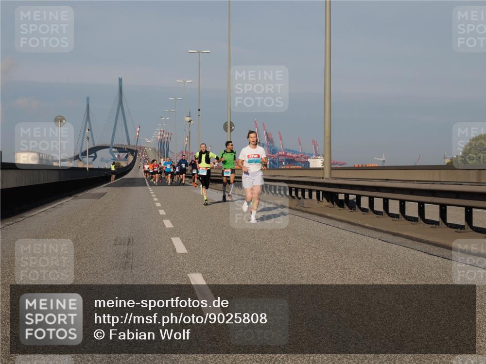03.10.2025 - Köhlbrandbrückenlauf Fabian Wolf http://msf.ph/oto/9025808 03.10.2025 09:42:03 Position 3  meine-sportfotos.de