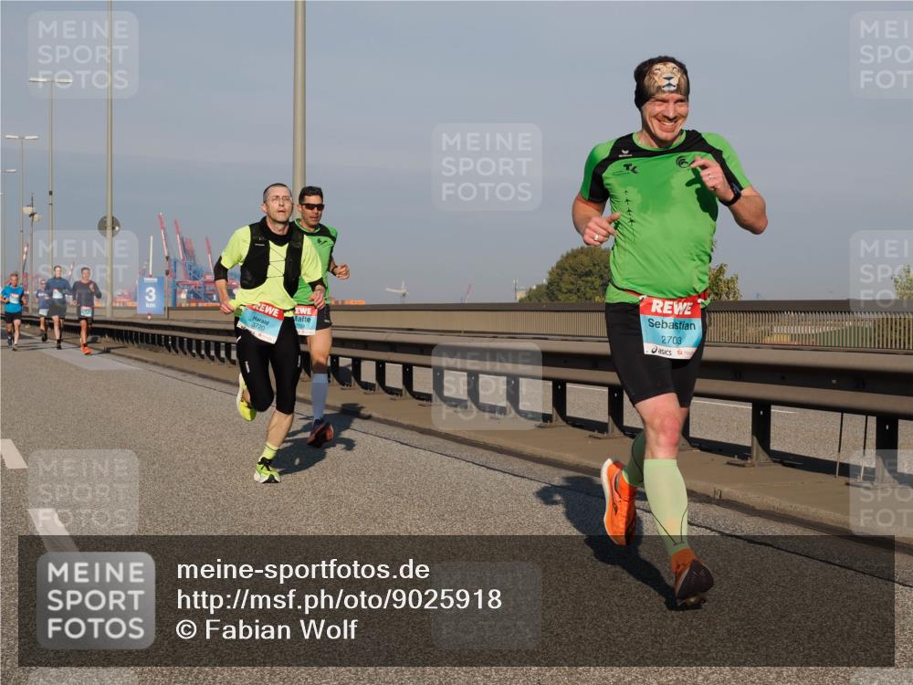 03.10.2025 - Köhlbrandbrückenlauf Fabian Wolf http://msf.ph/oto/9025918 03.10.2025 09:42:08 Position 3 3720, 2703 meine-sportfotos.de