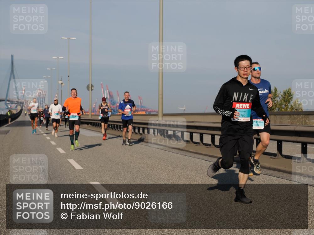 03.10.2025 - Köhlbrandbrückenlauf Fabian Wolf http://msf.ph/oto/9026166 03.10.2025 09:42:22 Position 3 3789, 1040 meine-sportfotos.de