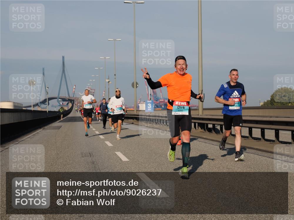 03.10.2025 - Köhlbrandbrückenlauf Fabian Wolf http://msf.ph/oto/9026237 03.10.2025 09:42:25 Position 3 3266 meine-sportfotos.de