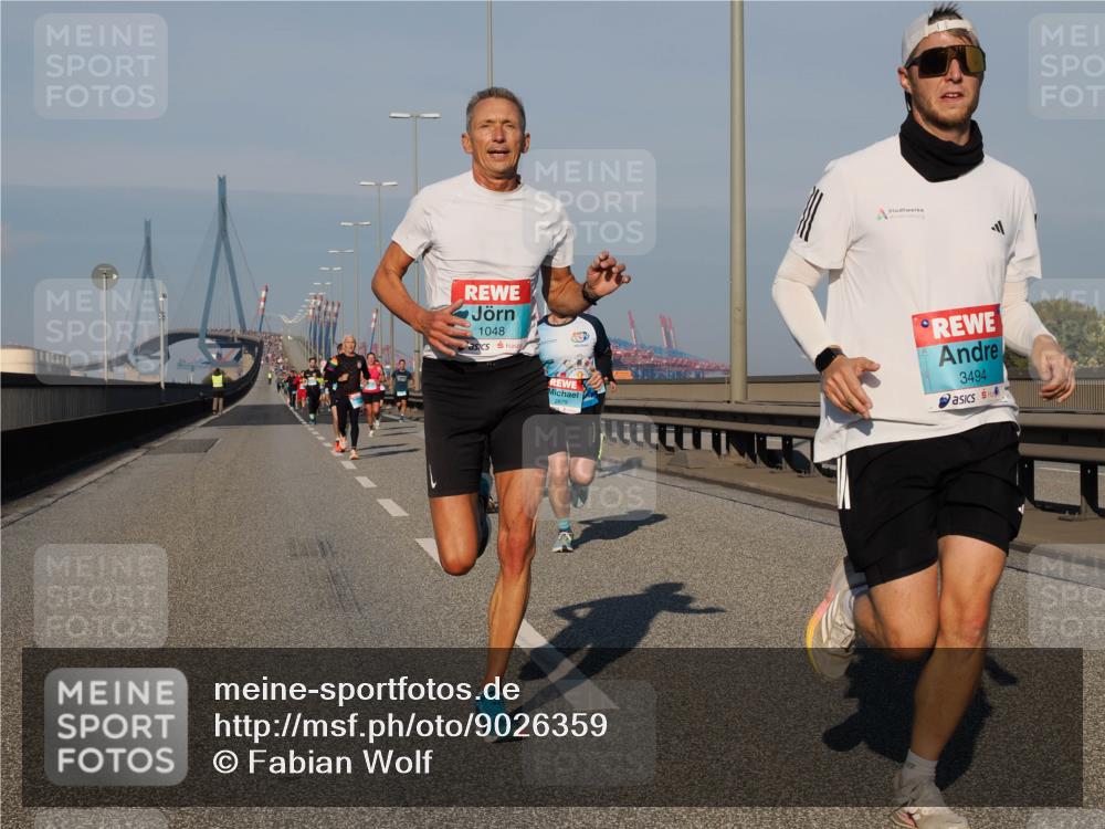 03.10.2025 - Köhlbrandbrückenlauf Fabian Wolf http://msf.ph/oto/9026359 03.10.2025 09:42:30 Position 3 1048, 2879, 3494 meine-sportfotos.de