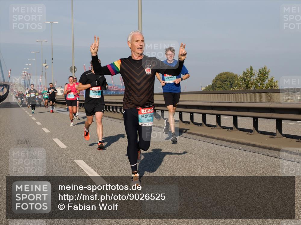 03.10.2025 - Köhlbrandbrückenlauf Fabian Wolf http://msf.ph/oto/9026525 03.10.2025 09:42:37 Position 3 1085, 1020, 1230 meine-sportfotos.de