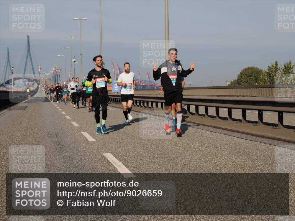 03.10.2025 - Köhlbrandbrückenlauf Fabian Wolf http://msf.ph/oto/9026659 03.10.2025 09:42:45 Position 3 1224 meine-sportfotos.de
