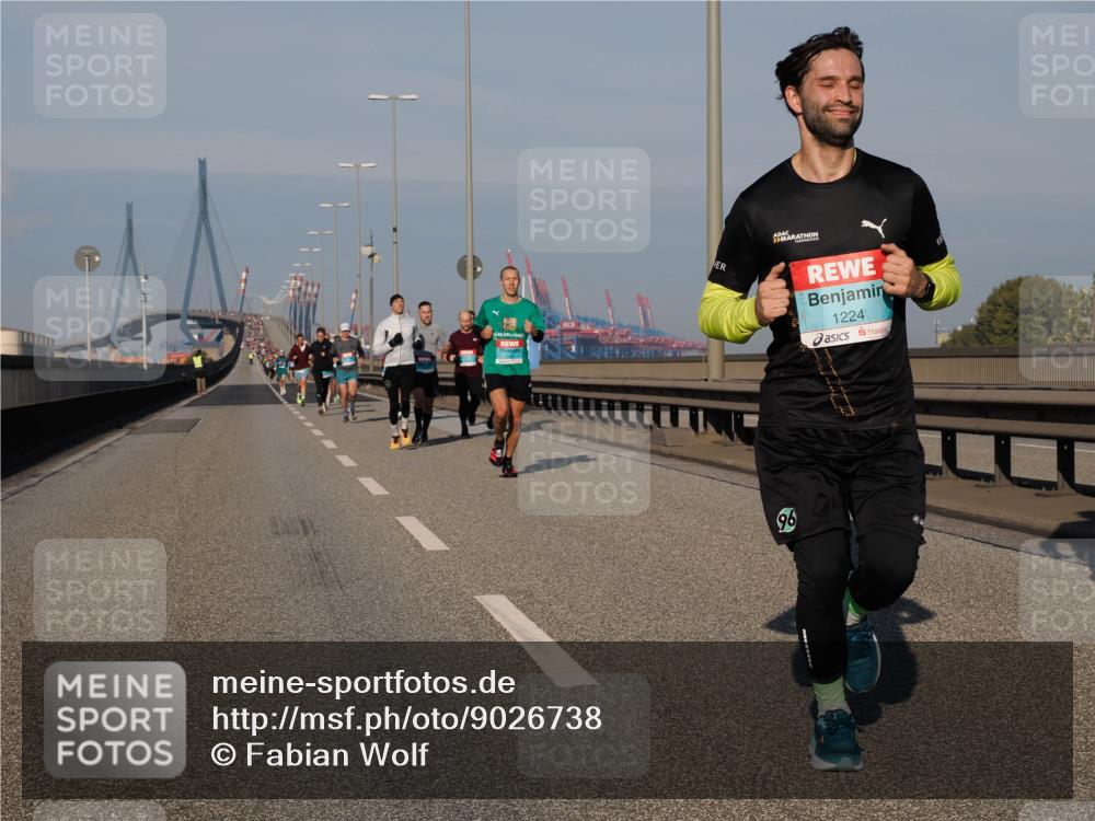 03.10.2025 - Köhlbrandbrückenlauf Fabian Wolf http://msf.ph/oto/9026738 03.10.2025 09:42:47 Position 3 1224, 96 meine-sportfotos.de