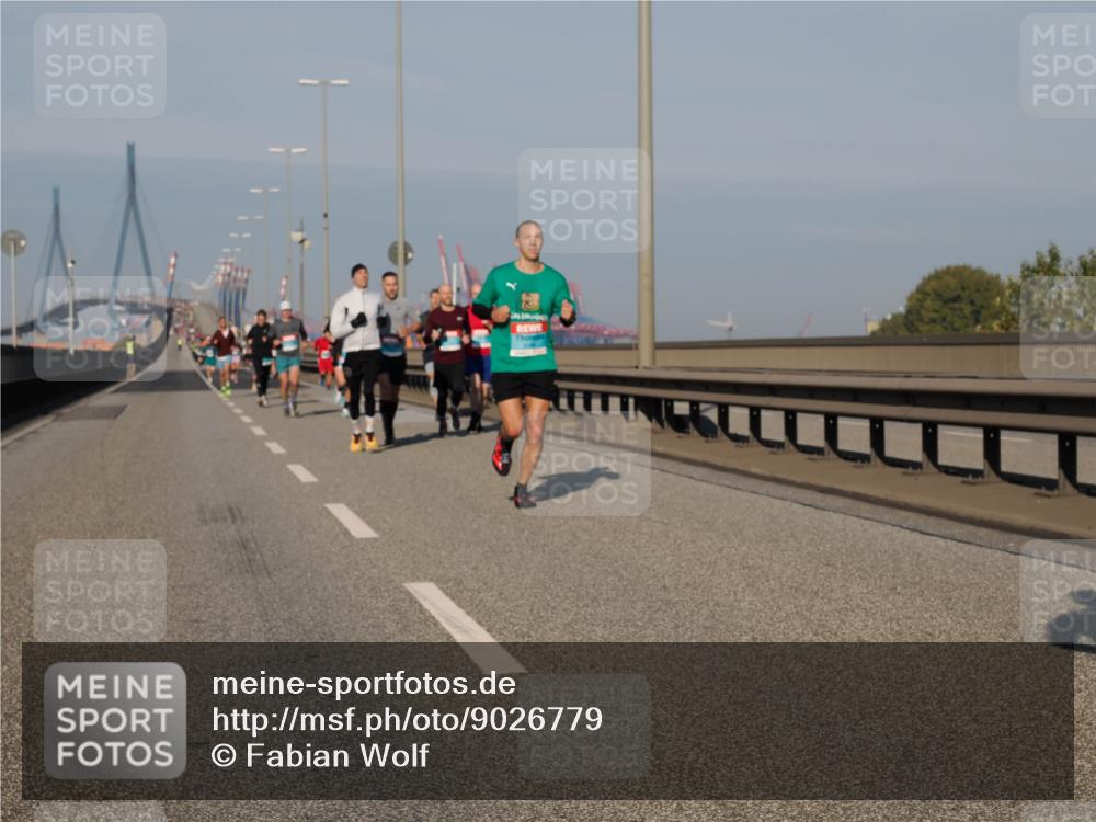 03.10.2025 - Köhlbrandbrückenlauf Fabian Wolf http://msf.ph/oto/9026779 03.10.2025 09:42:49 Position 3  meine-sportfotos.de